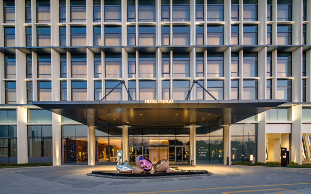 Hotel Indigo Wuxi Taihu New City by IHG