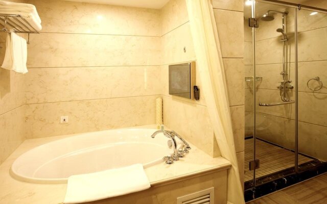 Xinyuan Holiday Hotel