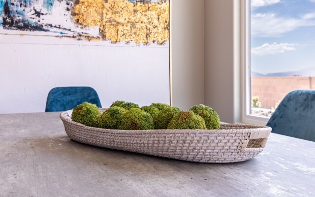 Sunchaser 2 Bedroom Home by RedAwning