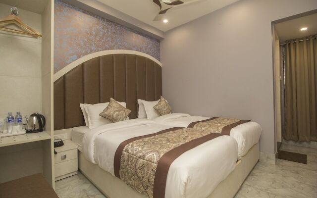 OYO 27992 Hotel Ganpati