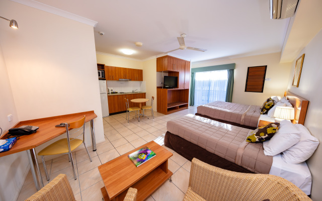 Cairns Queens Court
