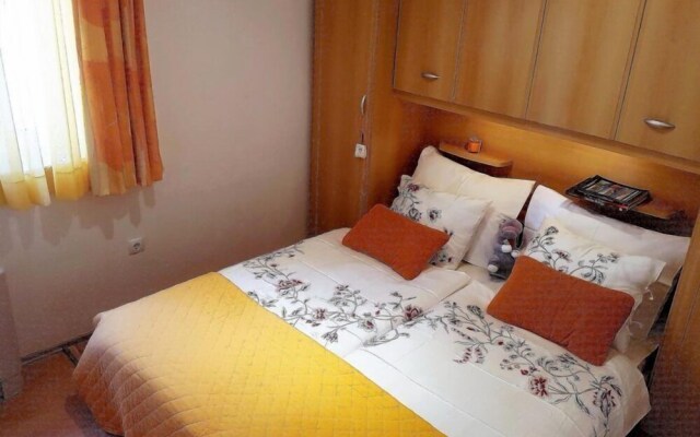 Apartments Anita Punta Skala