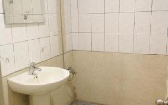 Yadu Hotel