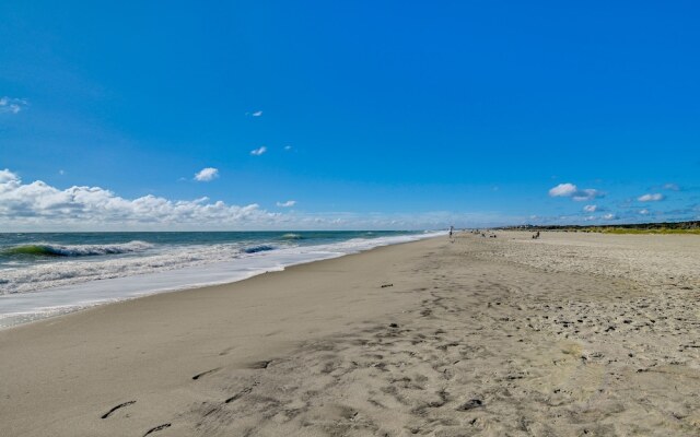 Pawleys Island Retreat - Golf Cart Included!