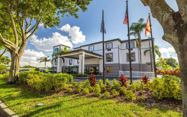 Clarion Pointe Lakeland I-4