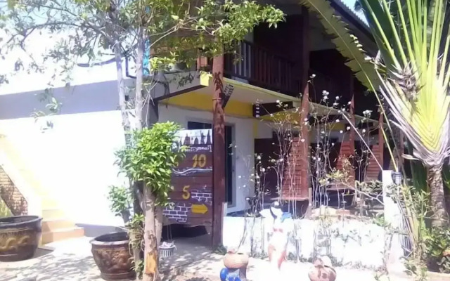 Wangnamkam Riverside Resort