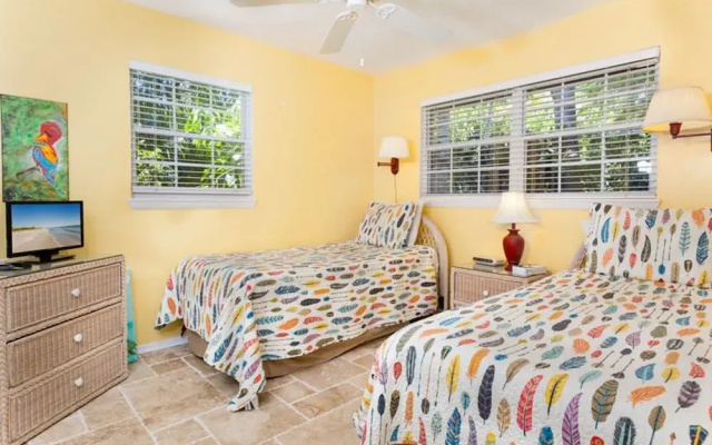 Nerita Garden- Sanibel Home