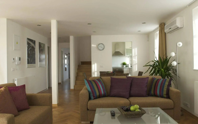 Residence Karlova