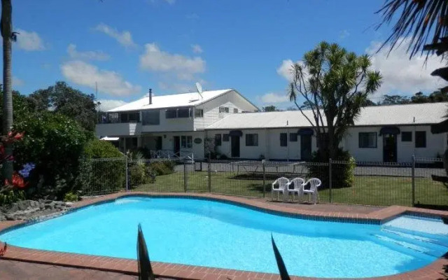 Pukenui Lodge Motel & Hostel/Backpackers