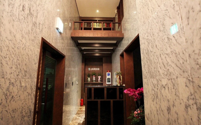 Yeongdeungpo Jardin Hotel