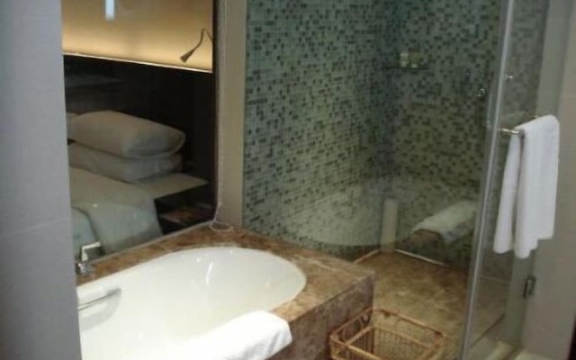 Nanjing New Century Hotel