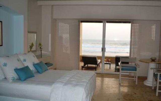 Tres Vidas Acapulco Suites