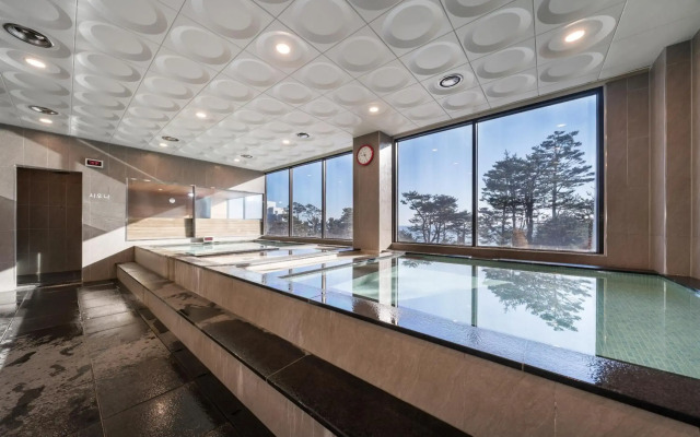 Hotel Maremons