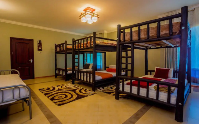 Shine Country Resort Hotel - Hostel