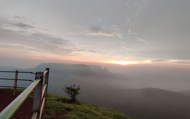 Janavi Resort -Matheran