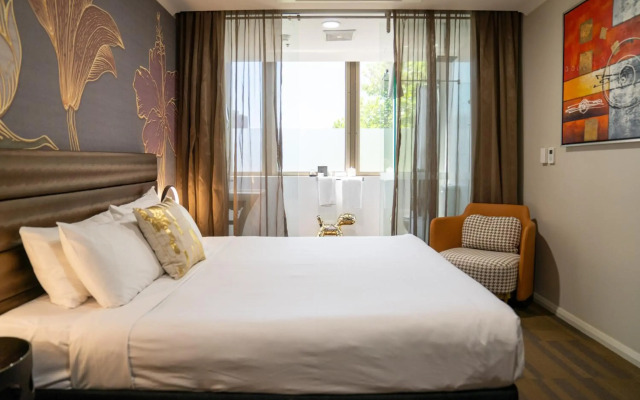 57 Hotel