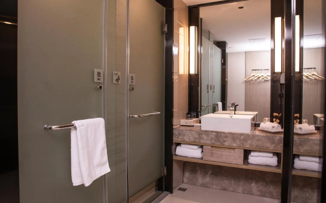 Echarm Hotel (Taihe People's Square)