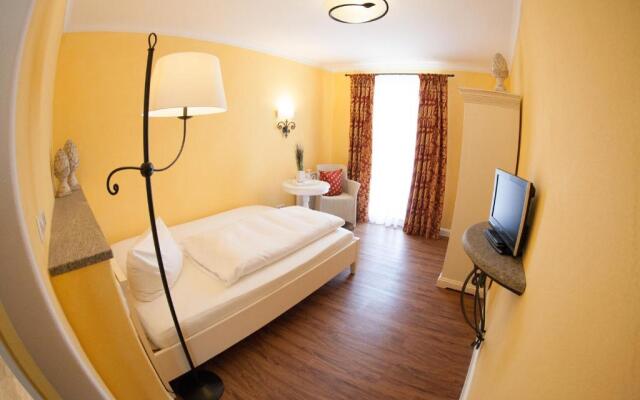 HIRSCH1783 Hotel LANDHAUS