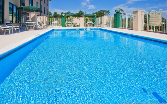 Holiday Inn Express & Suites Enterprise by IHG