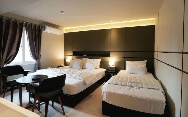 Hotel Idea Gupo