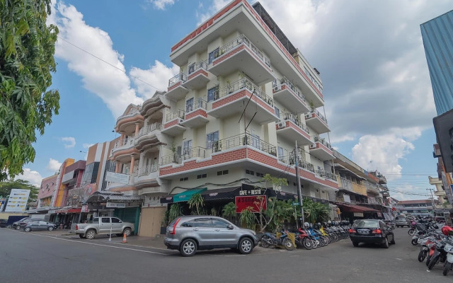 D'soedoet by RedDoorz