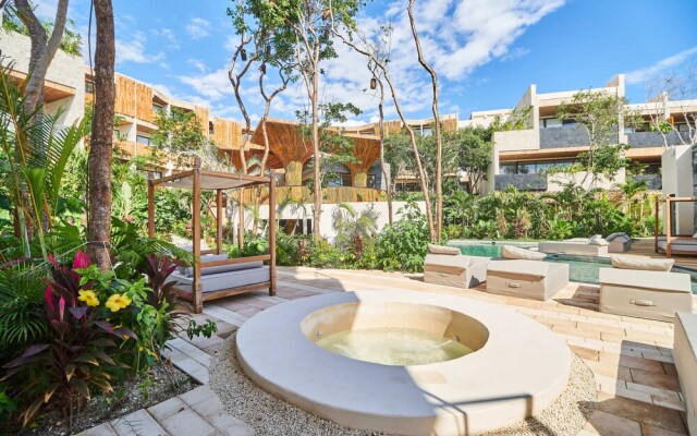 Adora Tulum 411 By Lockey