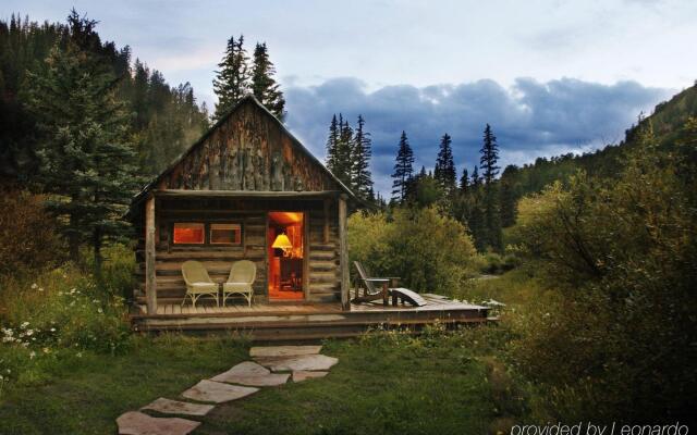 Dunton Hot Springs