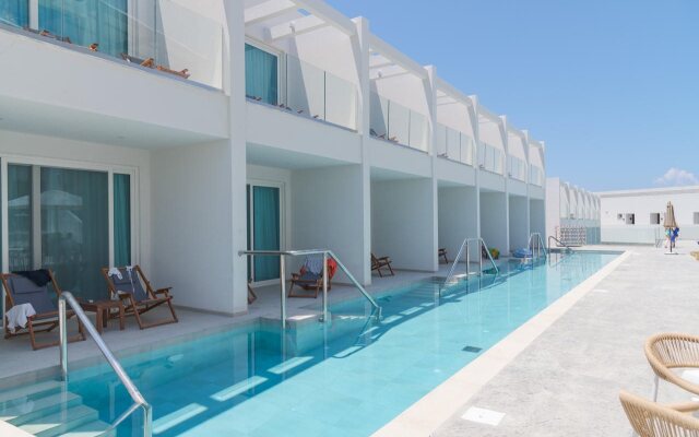 Mirage Bleu Hotel