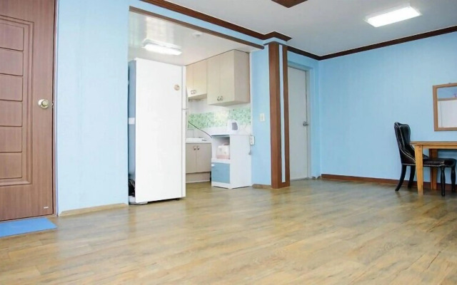 Bandi Hwangto Pension