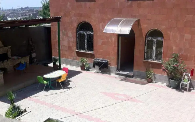 Big House in Armenia Apartment
