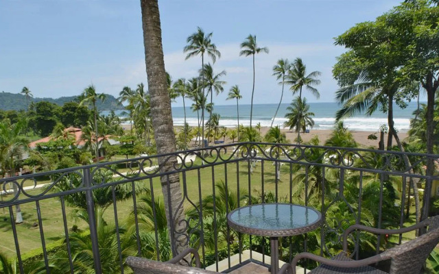 Acqua Residences