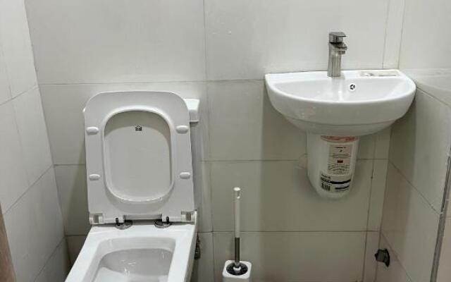 OEK Ensuite 2BED Top Floor flat Karsana Abuja