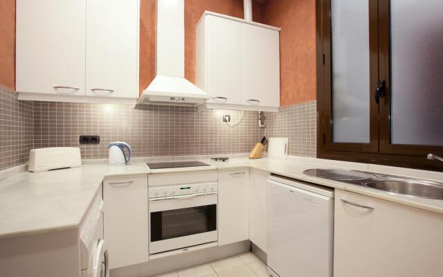 GAUDIR 1 · Apartment next to Pg de Gracia