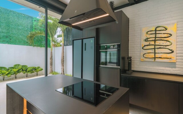 Villa Vantage 2