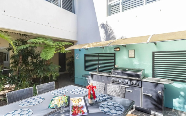 Dolphin Lagoon 196 Soldiers Pt Rd Luxury Escape