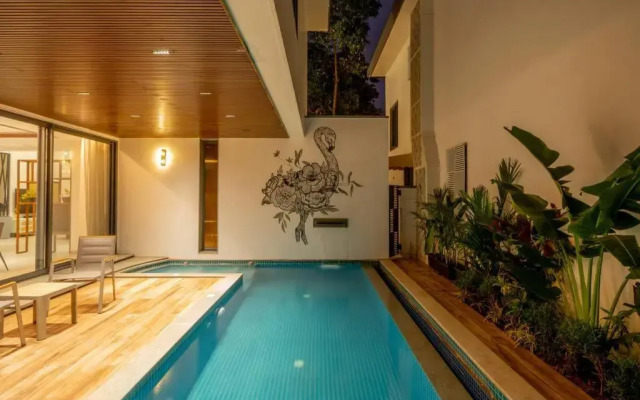 Cloud7 Waves Luxury 4 BHK Villa by Elivaas