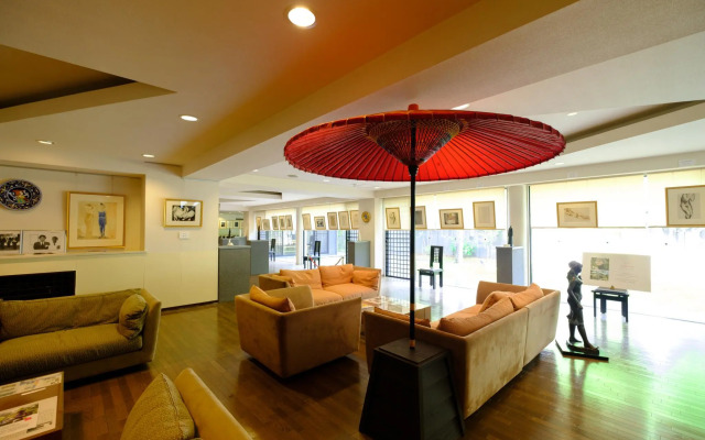 Yufuin Kinrinko Hotel