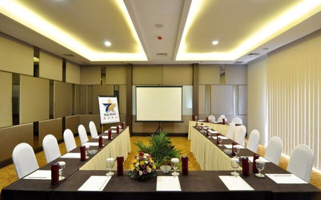 Horison Ultima Semarang