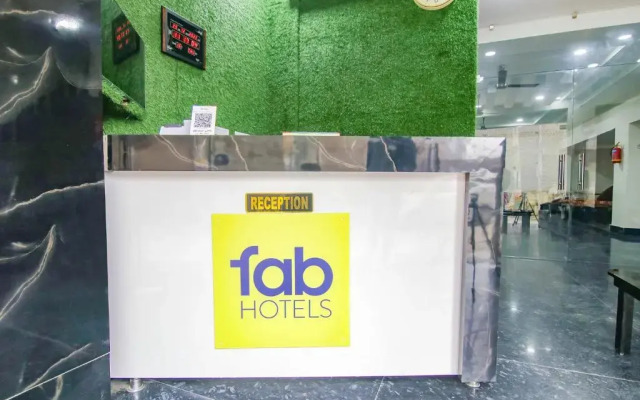 Fabhotel Golden Gate