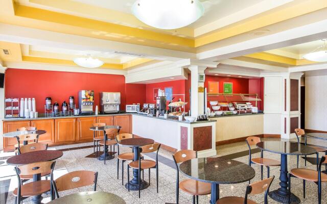 Holiday Inn Express & Suites Atlanta - Tucker Northlake by IHG