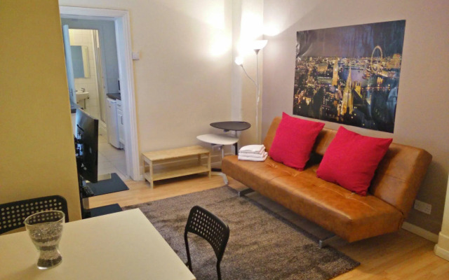 SHQ Apartments