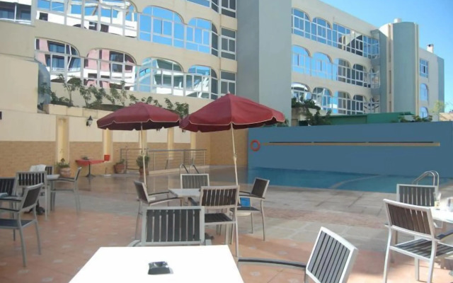 Hotel De La Corniche