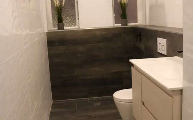 Luxury Double Bay Flat by Harbour Pool