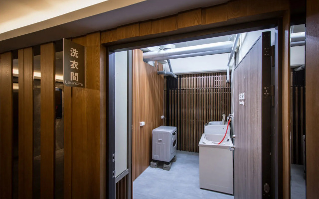 Uher Luxury Resort & Hotel