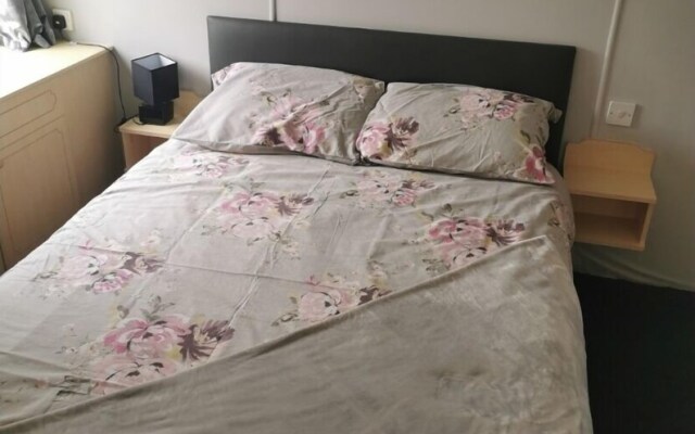 Beautiful 2-bed Apartment in Chaple Hill