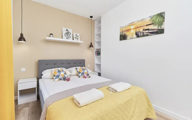 Exclusive Two-level Apartment by Renters