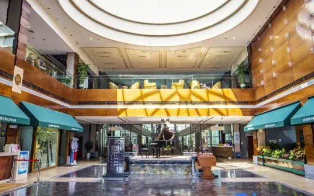 Qingdao Tiantai Mountain le'ai Hot Spring Art Hotel