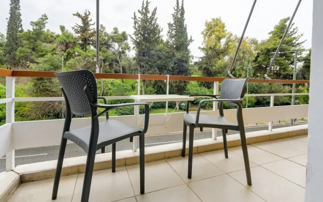 Fully Renovated Flat in Prime Location