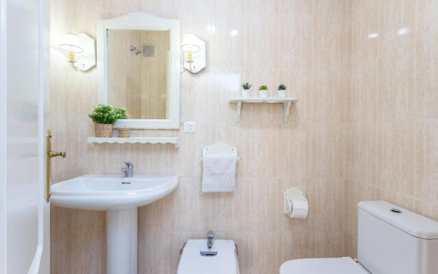 Los Boliches Beach Apartment