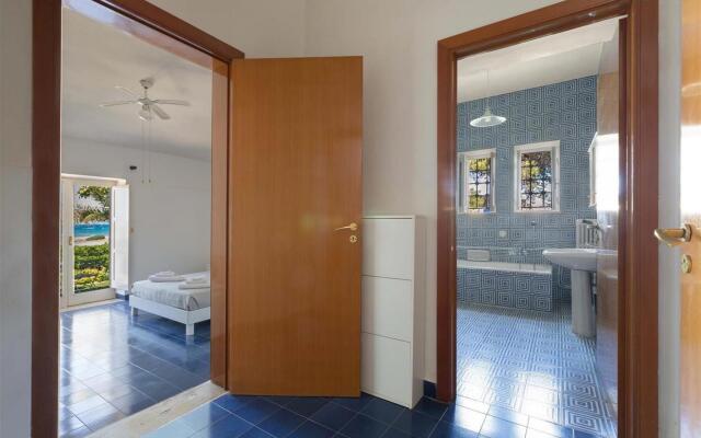 2374 Villa Costa Merlata by Perle di Puglia